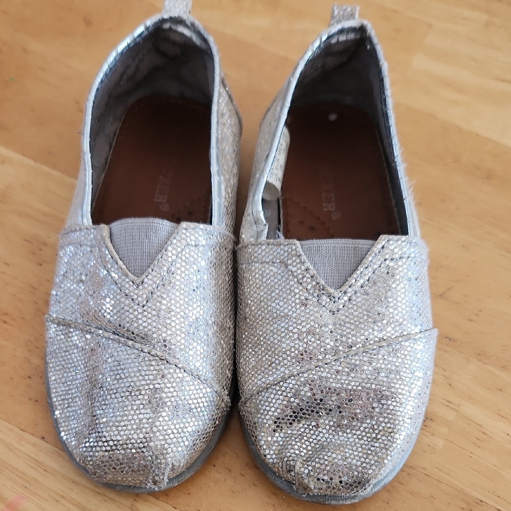 Joe Boxer Shimmering Silver Kids Dress Shoes